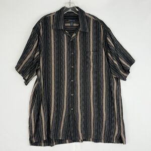 VAN HEUSEN Short Sleeve Cotton Rayon Striped Shirt Men's Size L 16-16.5